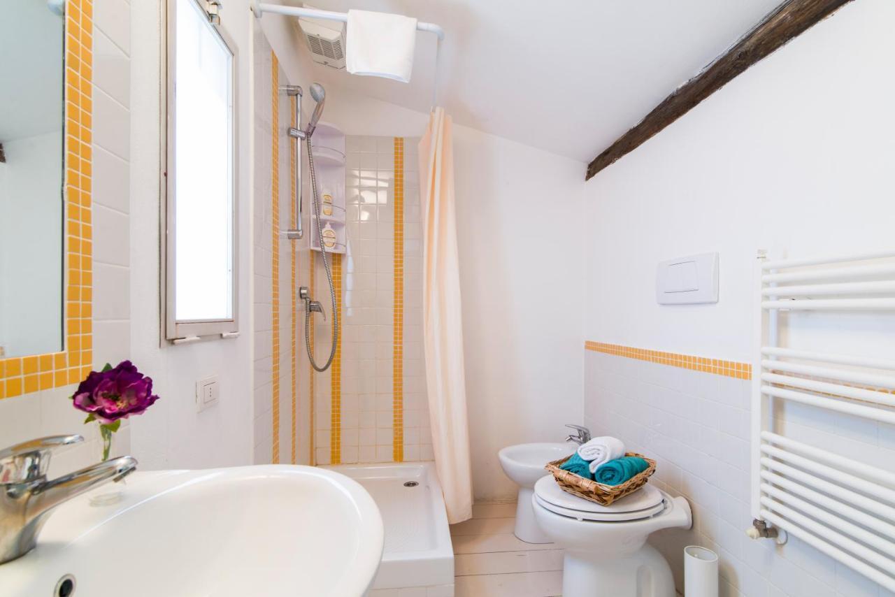 Della Scala Modern Apartment フィレンツェ 部屋 写真